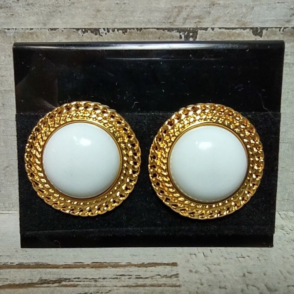 Vintage Retro Signed Monet Gold Tone Rope Round White Post Pierced Earrings